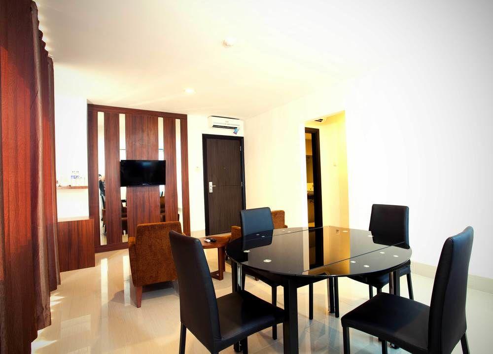 Collection O 1279 Hotel Grand Celino Makassar Eksteriør bilde