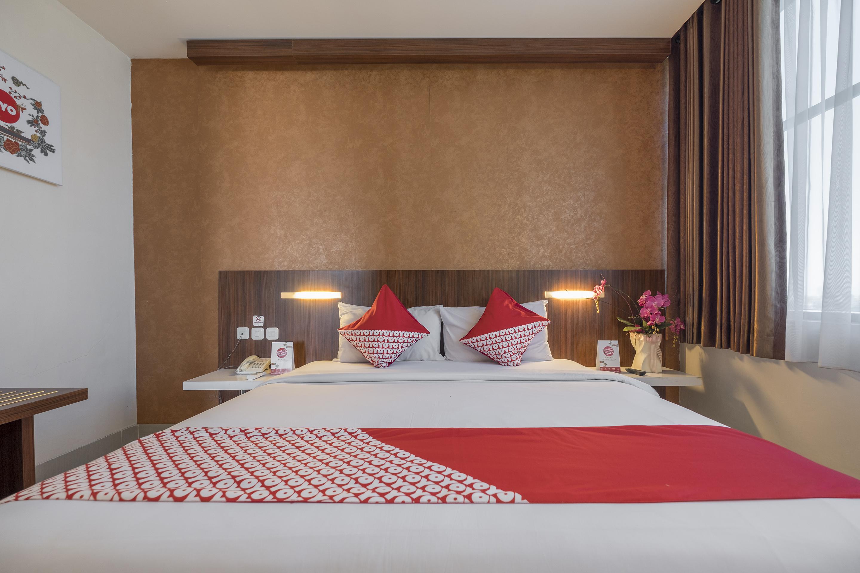 Collection O 1279 Hotel Grand Celino Makassar Eksteriør bilde