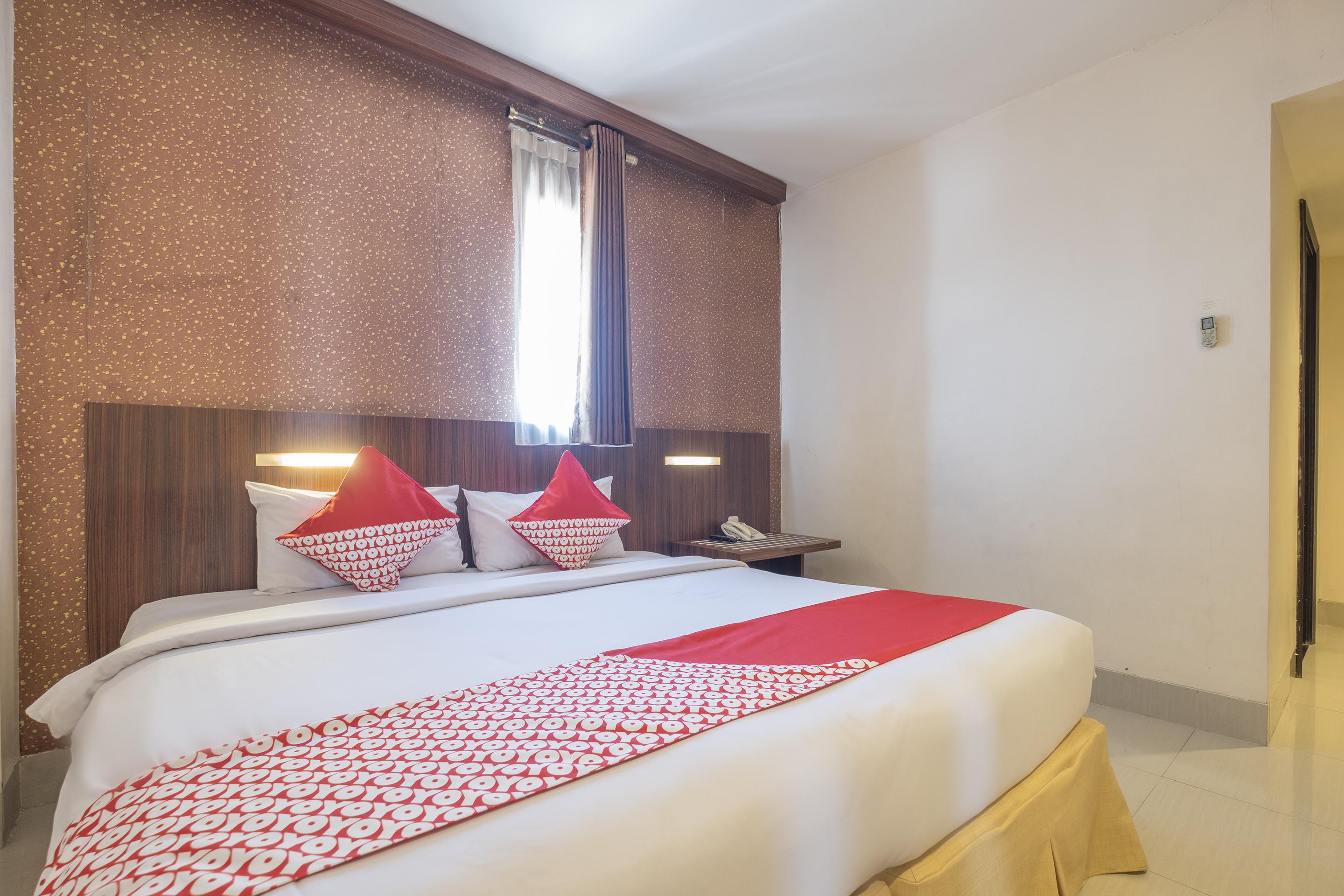 Collection O 1279 Hotel Grand Celino Makassar Eksteriør bilde