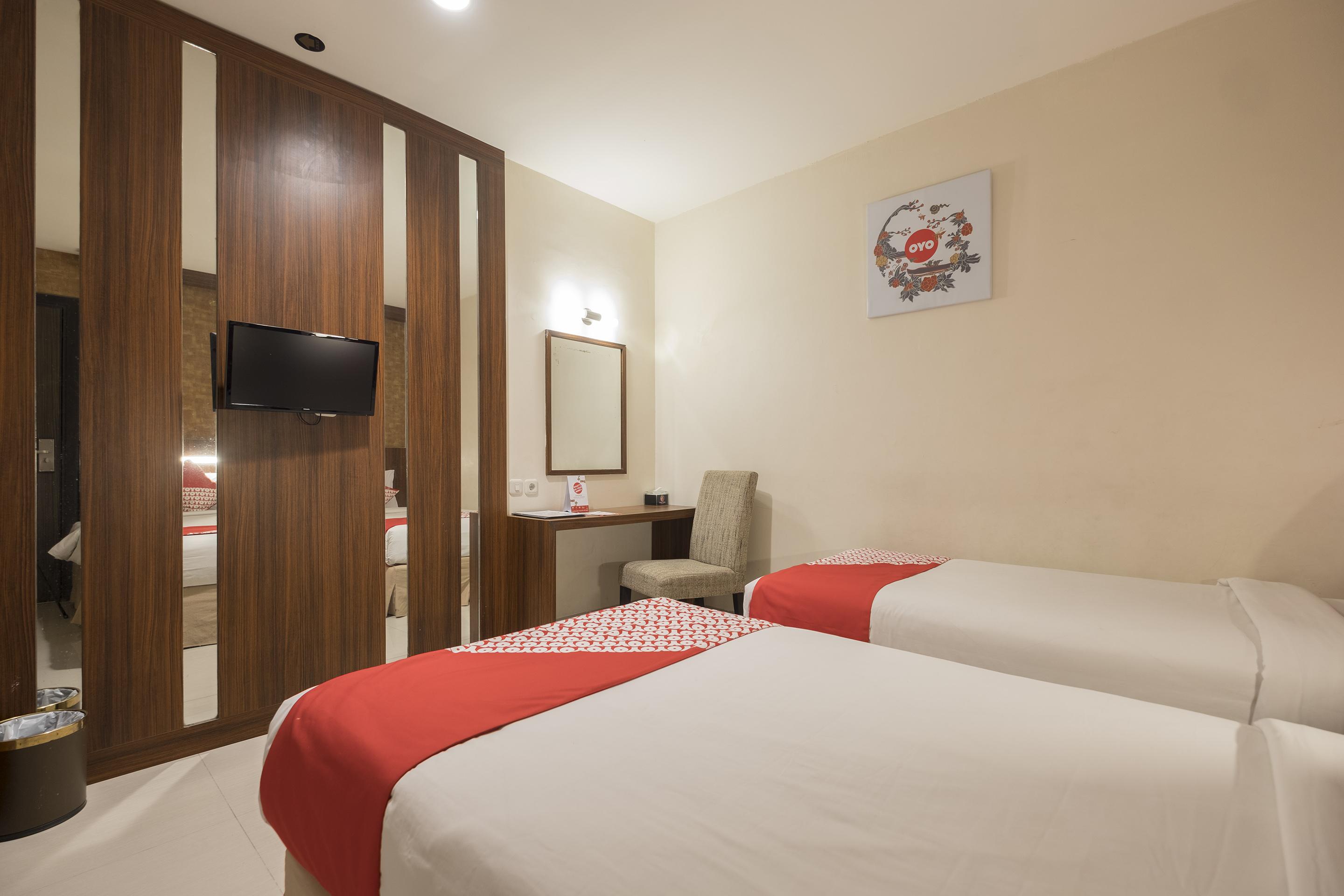 Collection O 1279 Hotel Grand Celino Makassar Eksteriør bilde