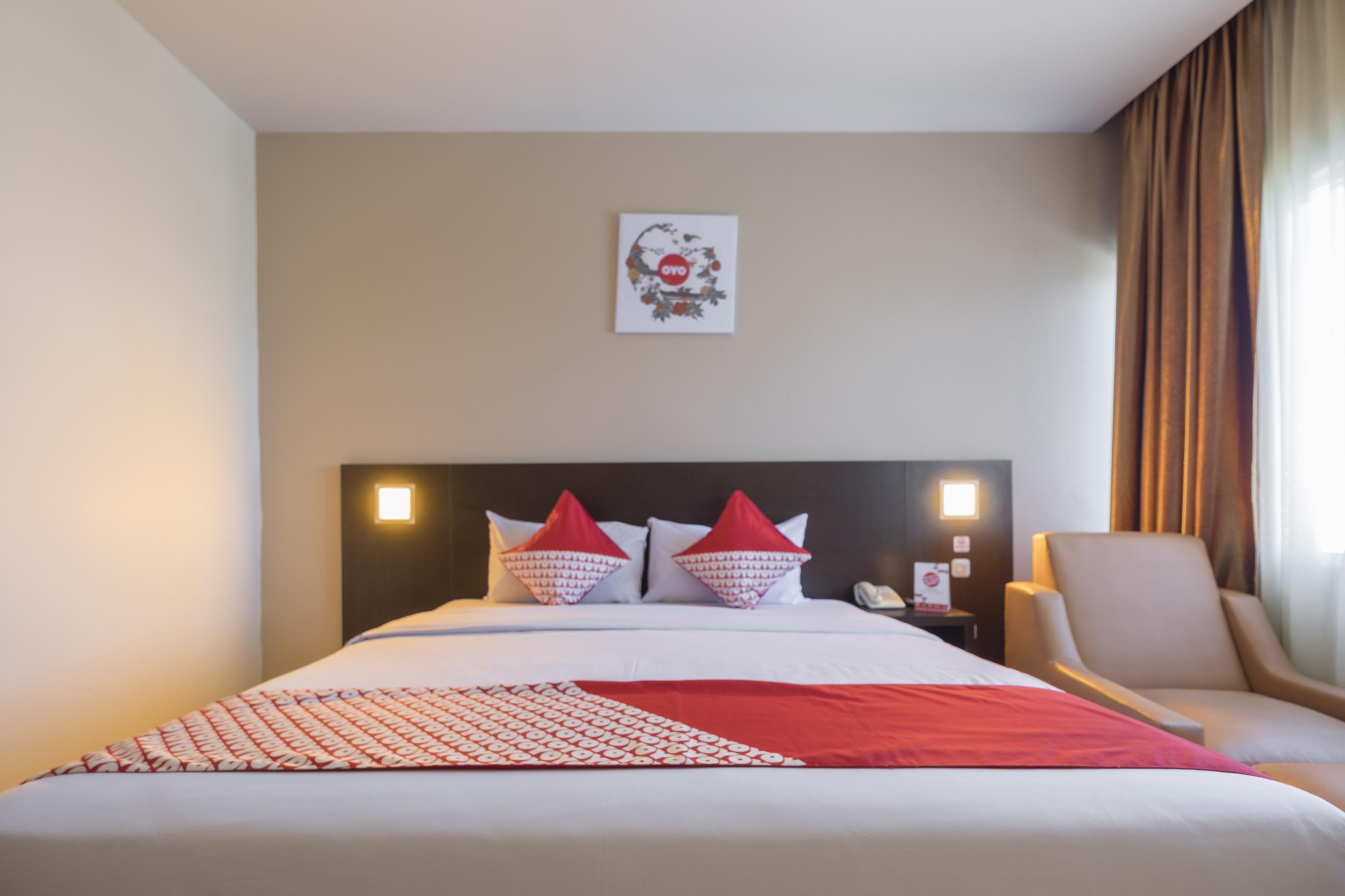 Collection O 1279 Hotel Grand Celino Makassar Eksteriør bilde