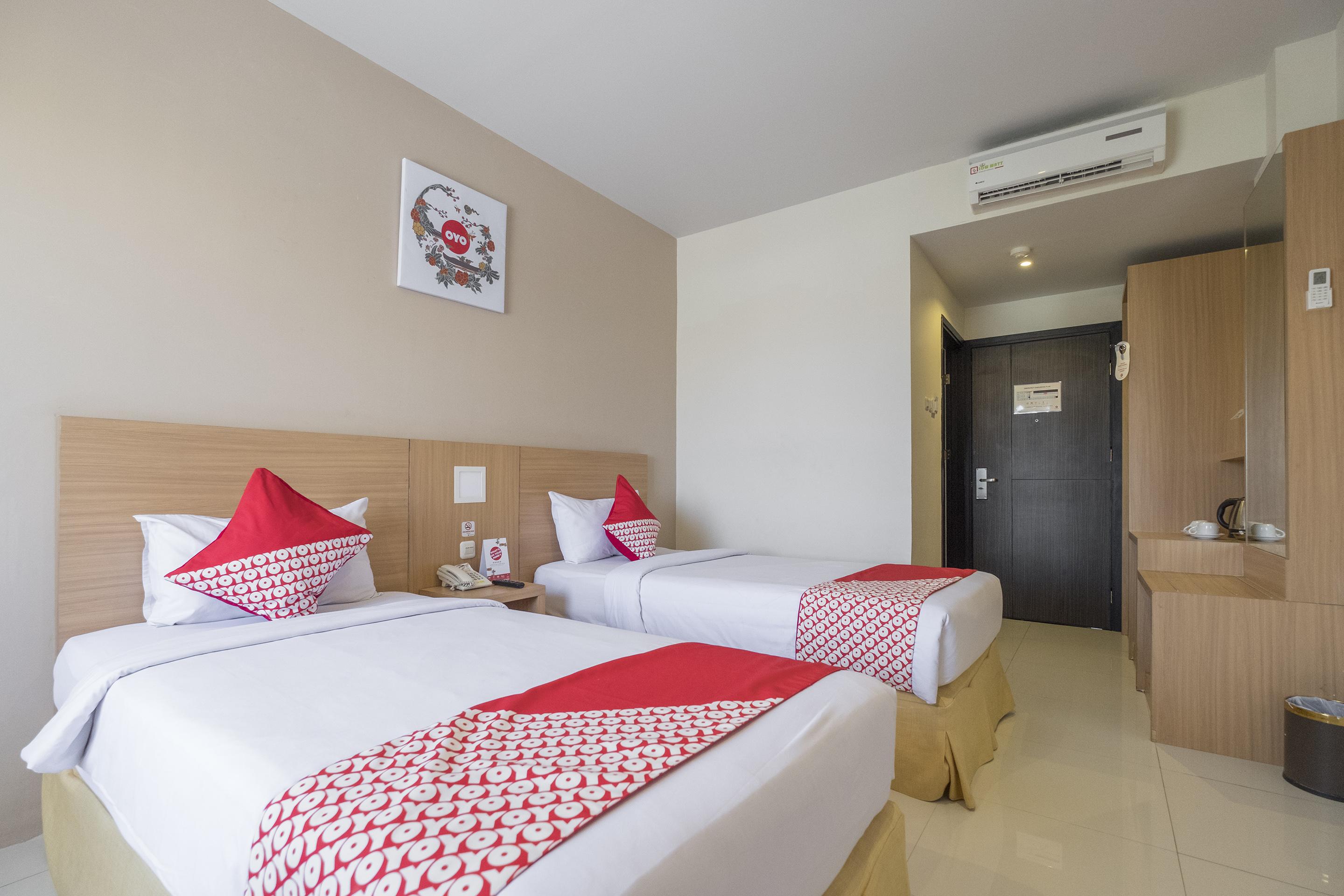 Collection O 1279 Hotel Grand Celino Makassar Eksteriør bilde